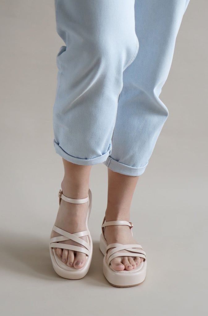 Wallis Flatform Sandals Beige Our Daily Avenue